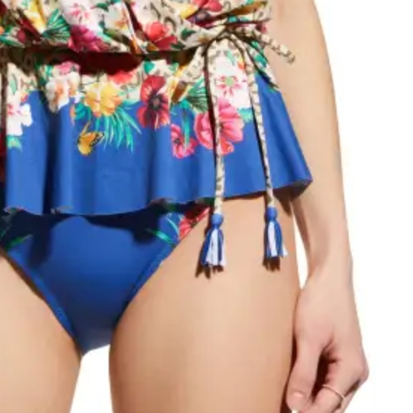 Johnny was tassels - Picture 11 of 16